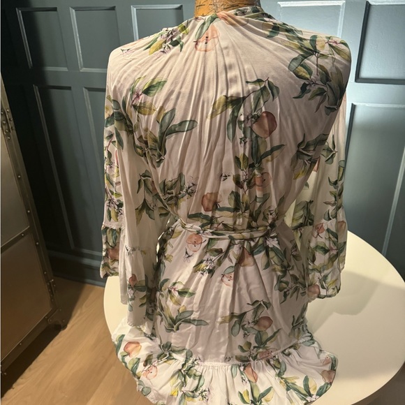 Plum Pretty Sugar Robe, Size M/L - Picture 2 of 3